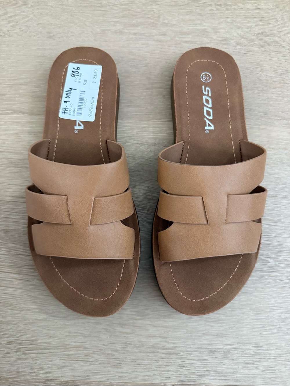 Brown/Tan Sandals Size 6.5